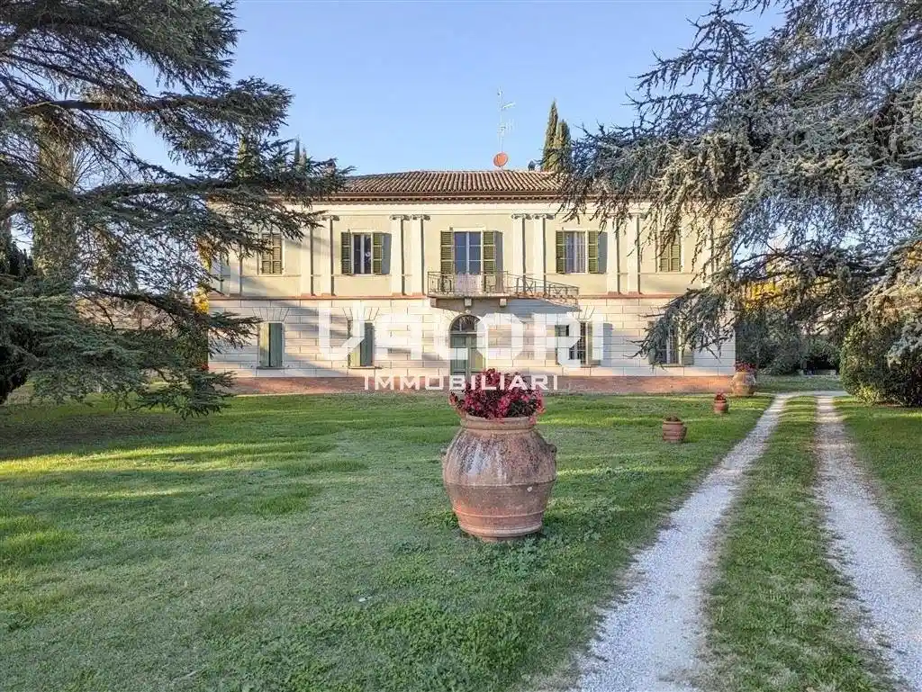 Appartamento in vendita a Faenza