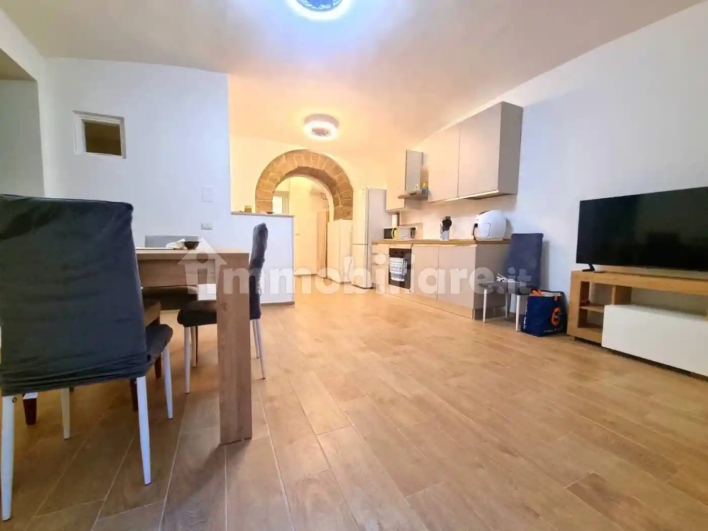 Bilocale via della Croce Rossa, Chiaia, Napoli - foto 2