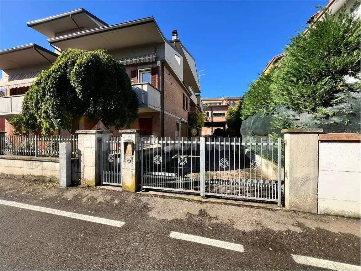 Terratetto unifamiliare 230 m², buono stato, Centro, Campogalliano - foto 2