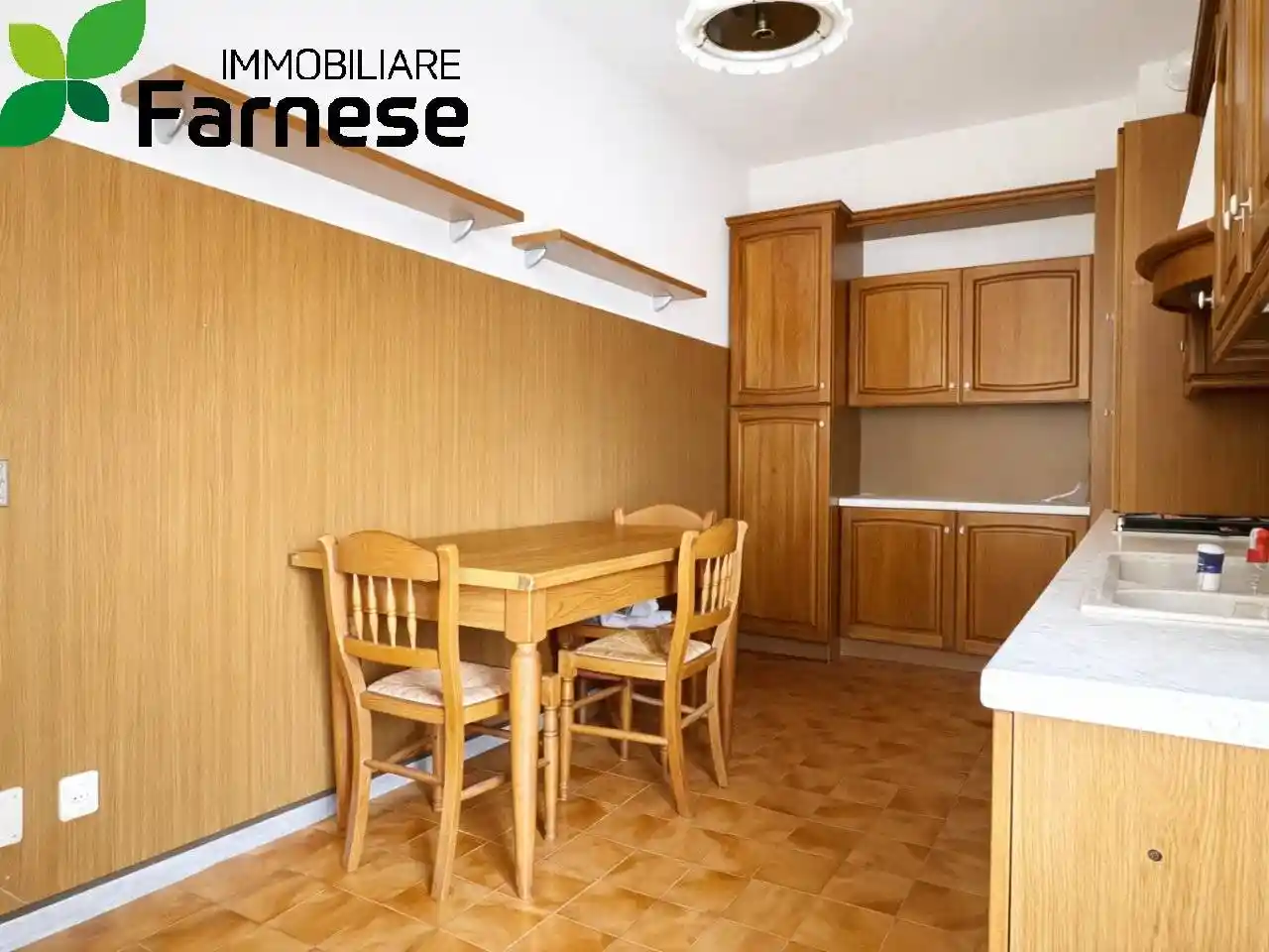 Trilocale buono stato, secondo piano, Centro, Carpaneto Piacentino - foto 4