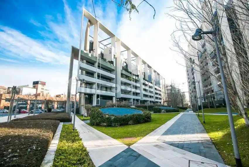 Trilocale ottimo stato, piano rialzato, Portello - Parco Vittoria, Milano - foto 2