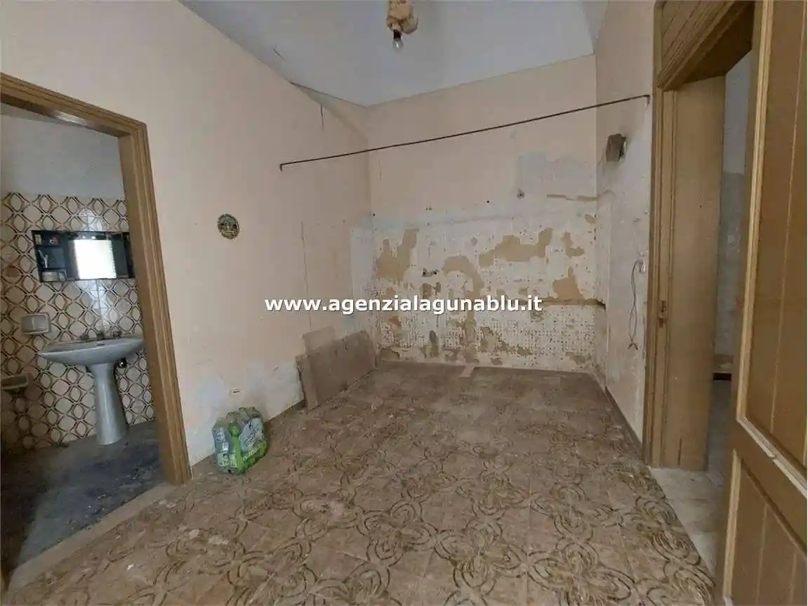 Quadrilocale corso Vittorio Veneto, Centro Storico, Mazara del Vallo - foto 4