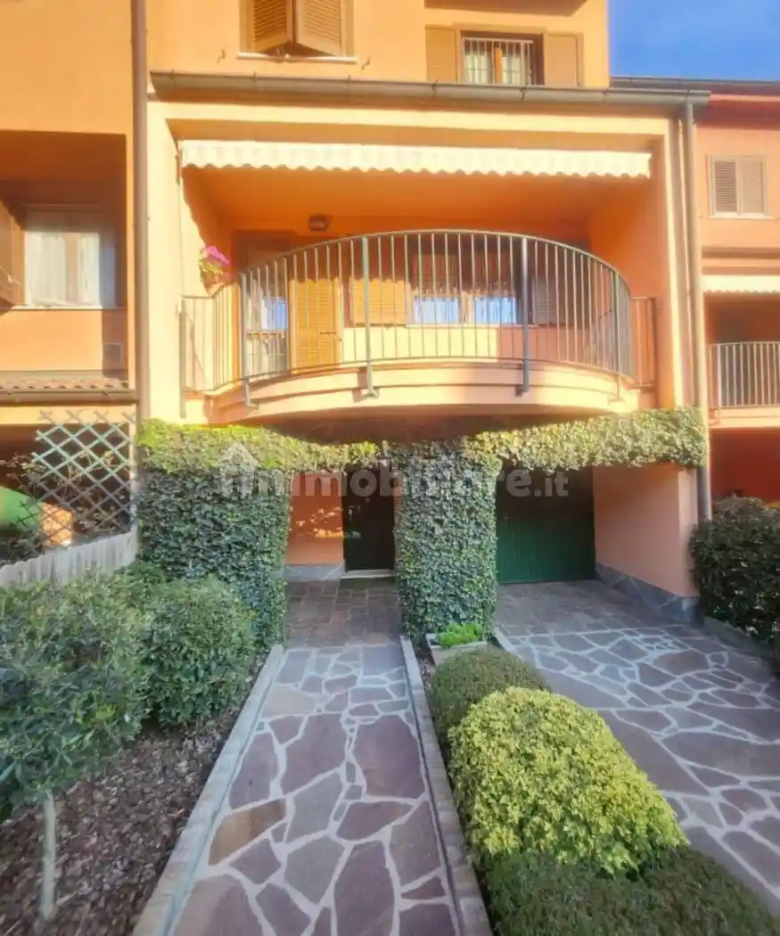 Villetta a schiera - foto 2