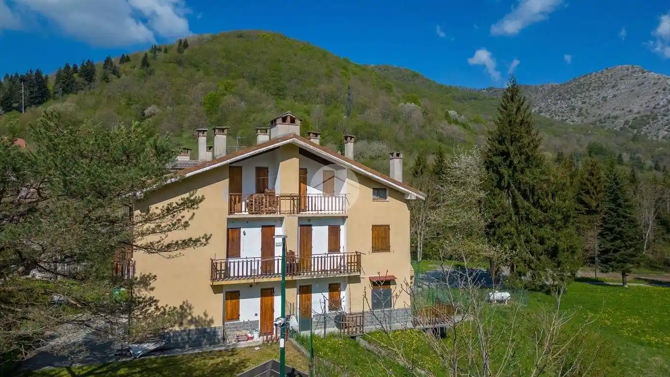 Appartamento in vendita a Pornassio