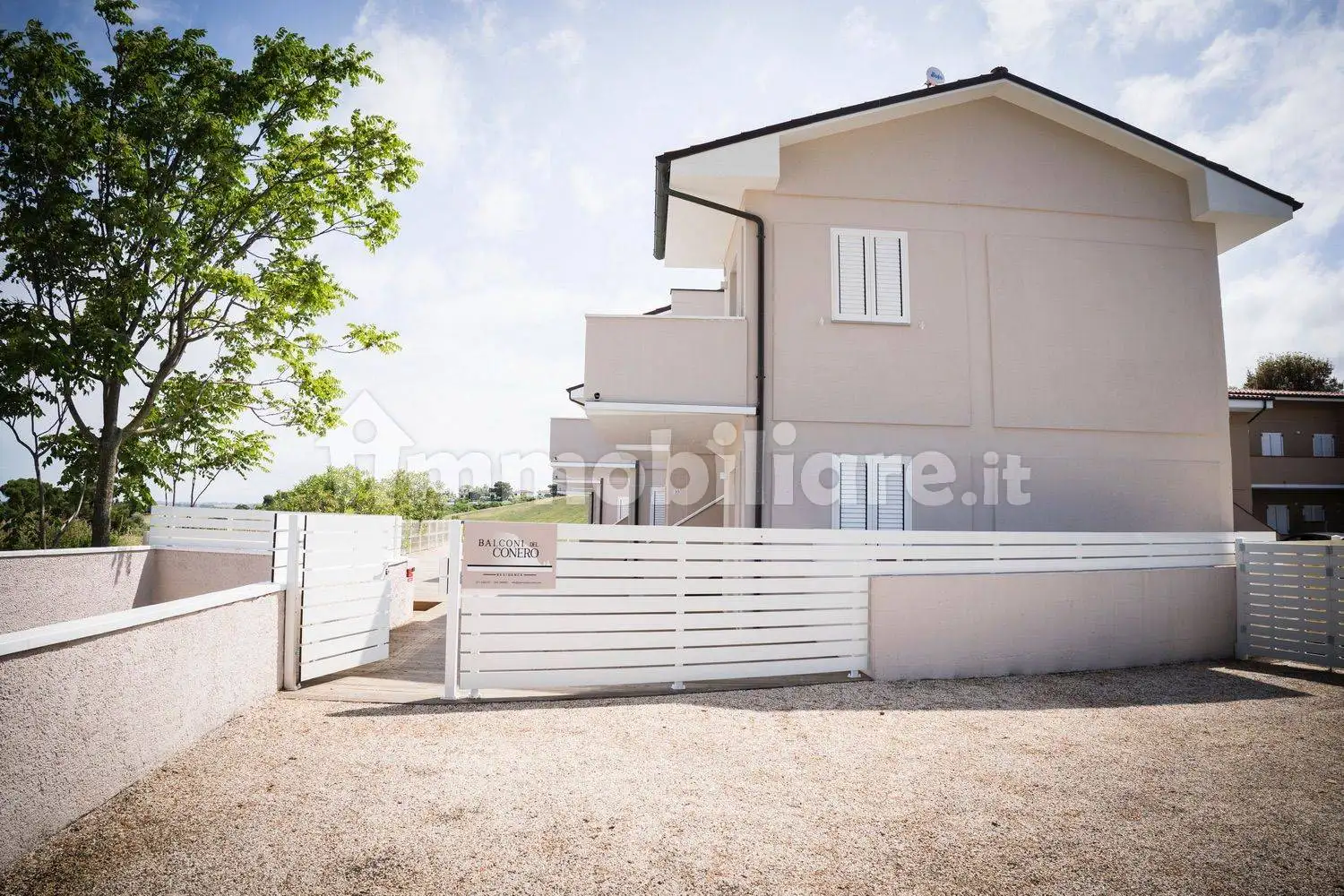 Appartamento in affitto a Numana