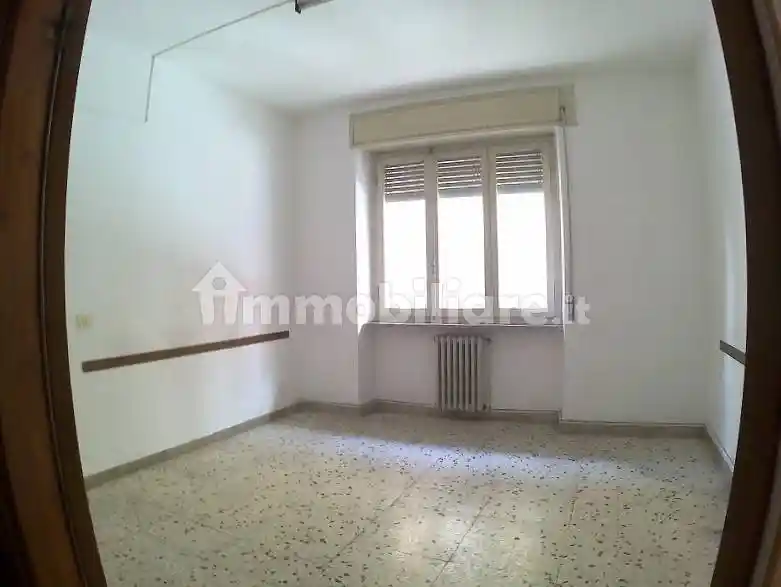 Appartamento da ristrutturare, piano rialzato, Stazione - Via Roma, Grosseto - foto 3