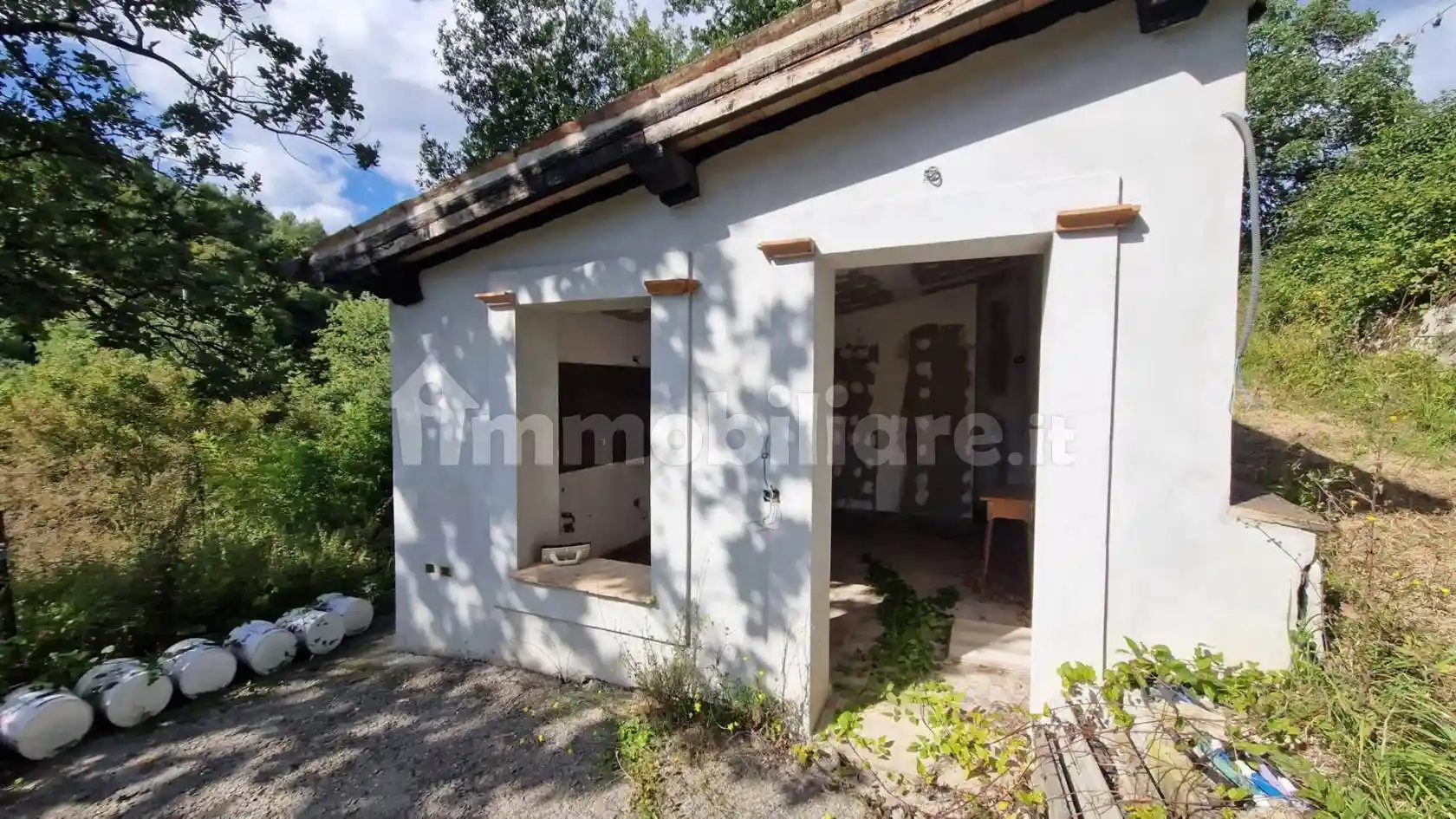 Terratetto unifamiliare 135 m², da ristrutturare, San Sebastiano, La Valle, San Giovanni Profiamma, Foligno - foto 2