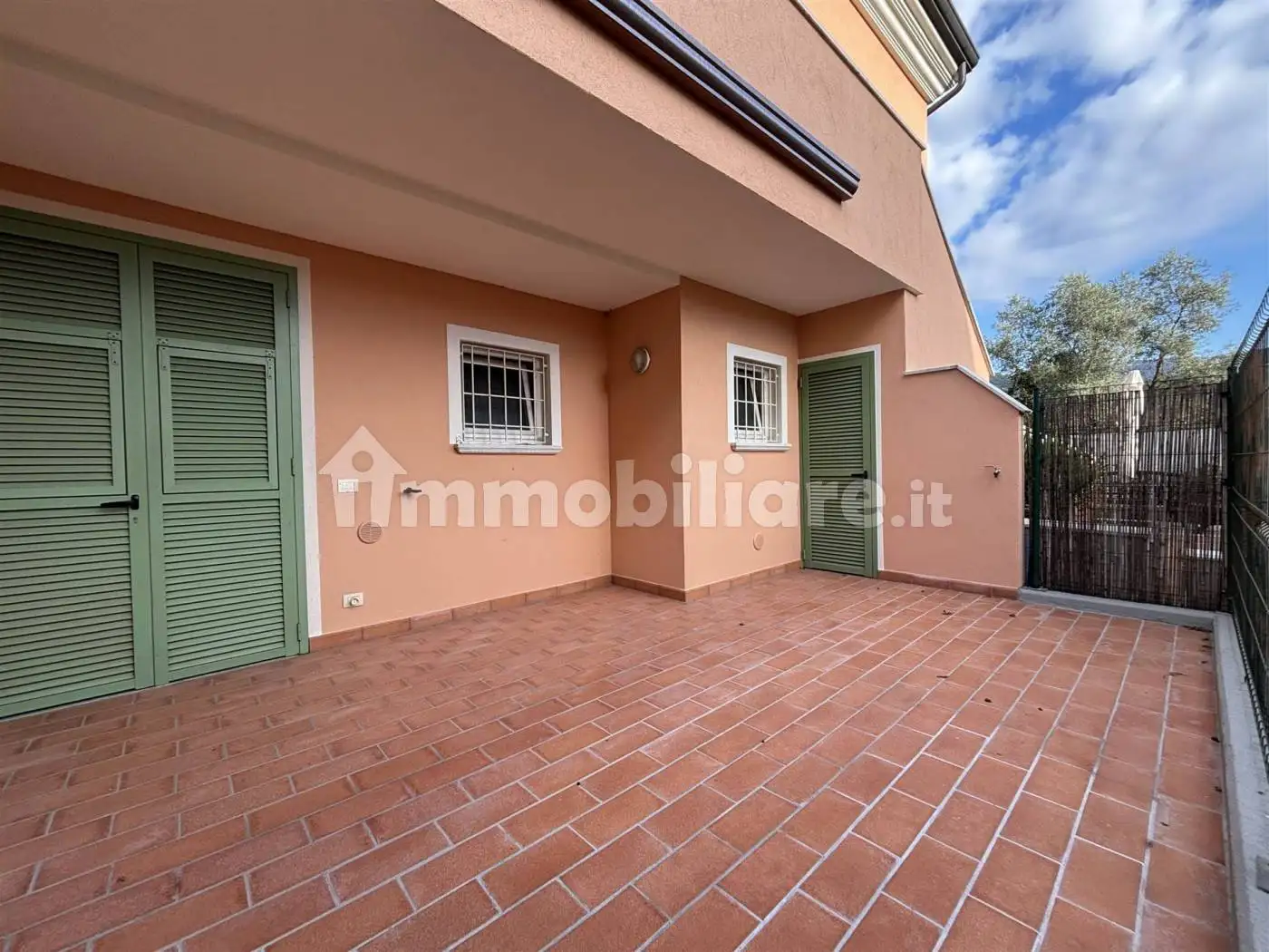 Appartamento in vendita a Sarzana