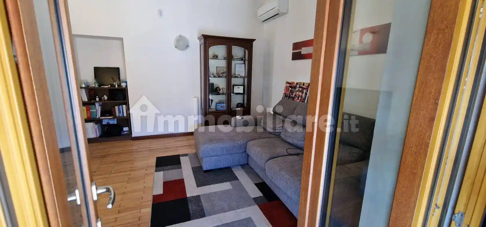 Villa unifamiliare, ottimo stato, 100 m², Litoranea, Latina - foto 2