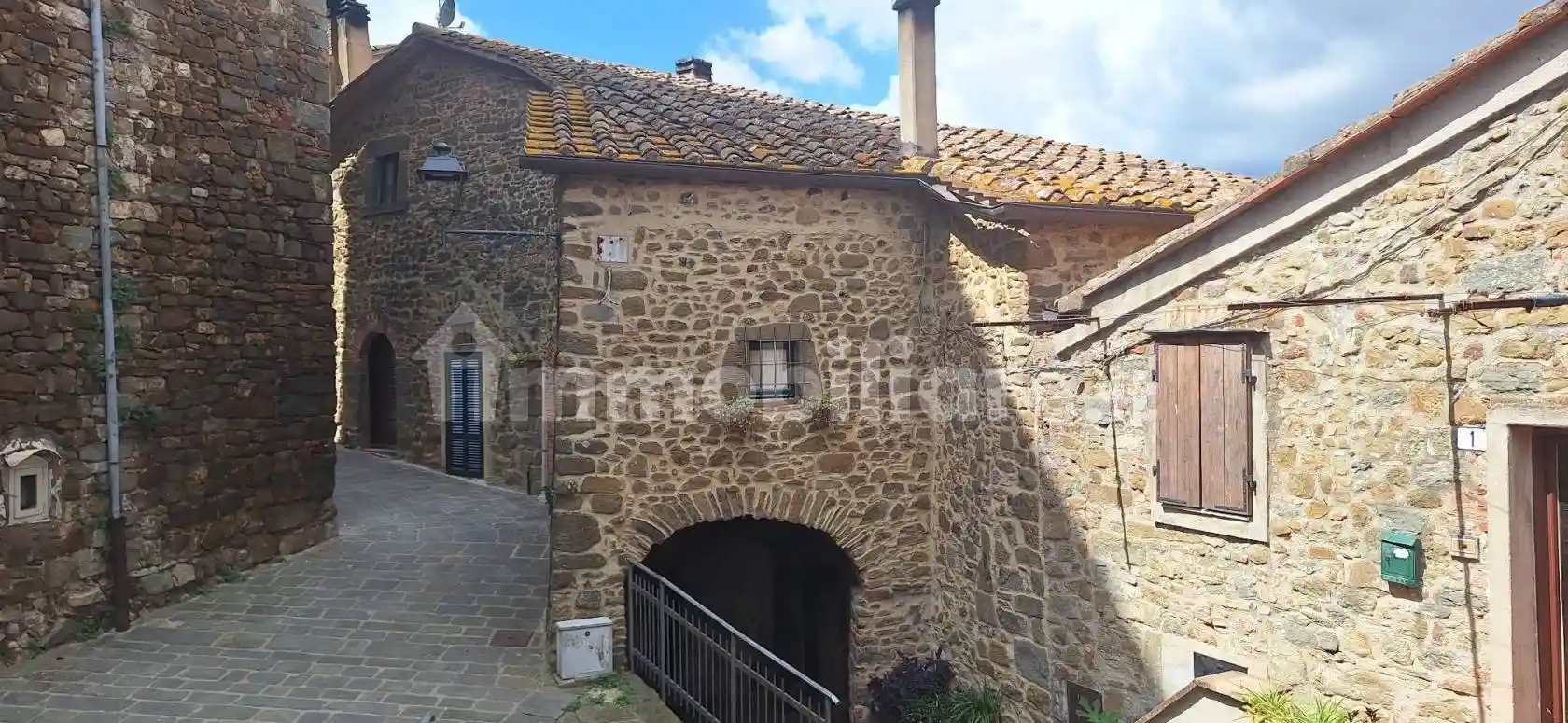 Appartamento in vendita a Scansano