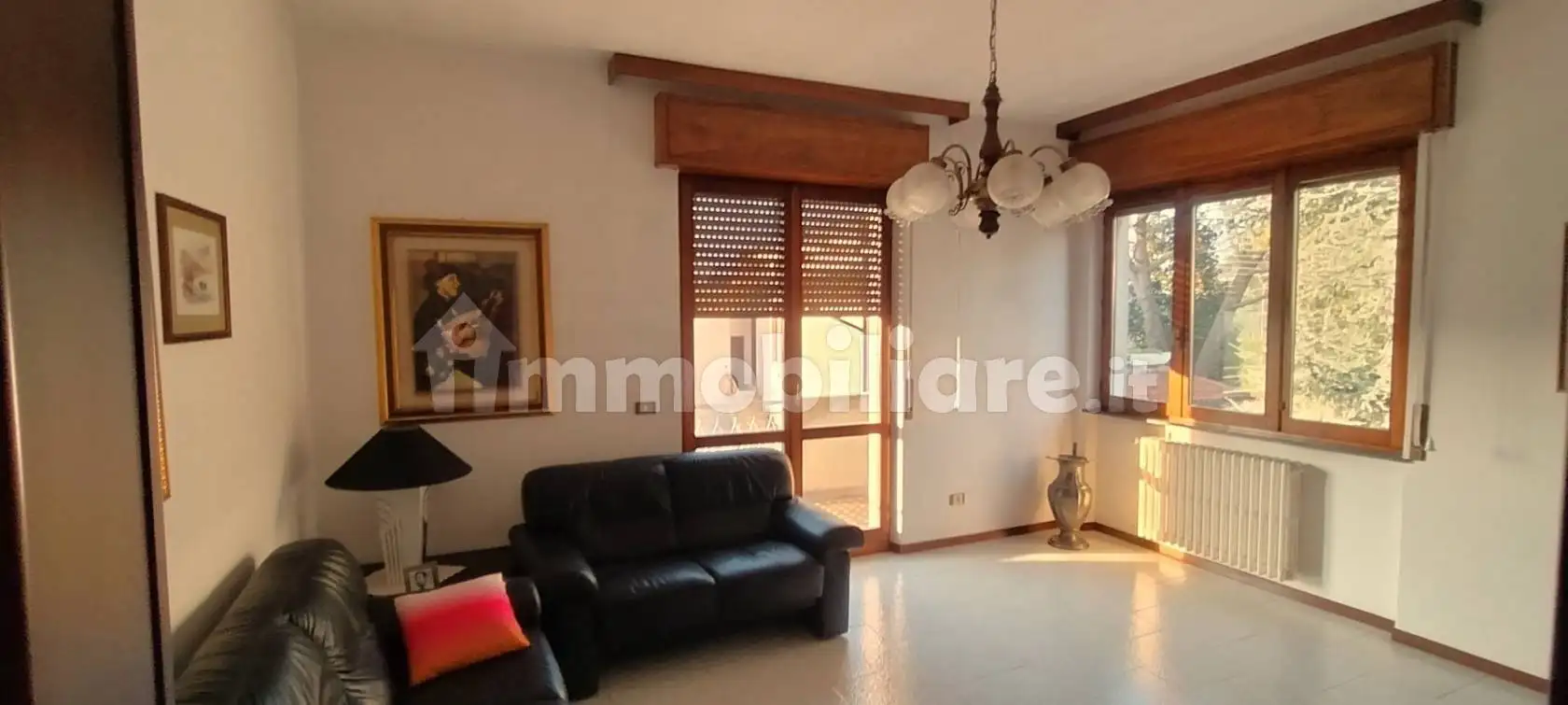 Villa in vendita a Carobbio degli Angeli