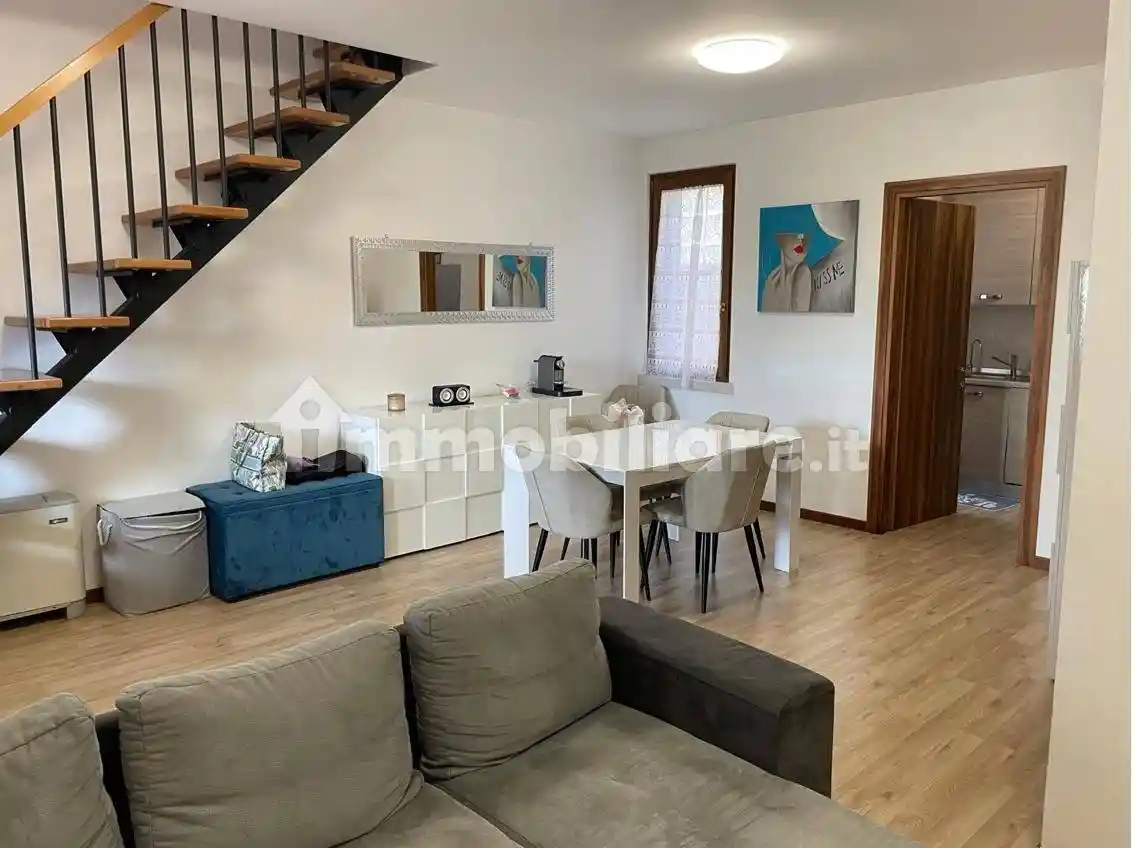 Appartamento in vendita a Desenzano del Garda