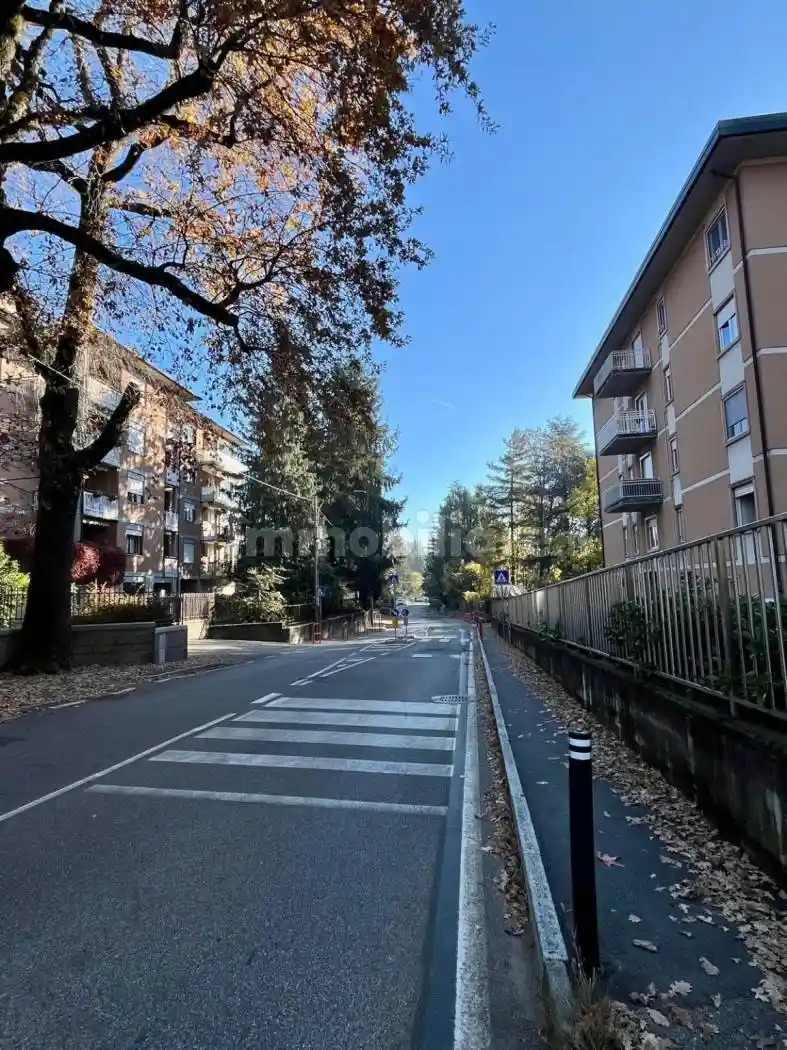 Trilocale via Padre Samuele Marzorati, Montello, Varese - foto 2