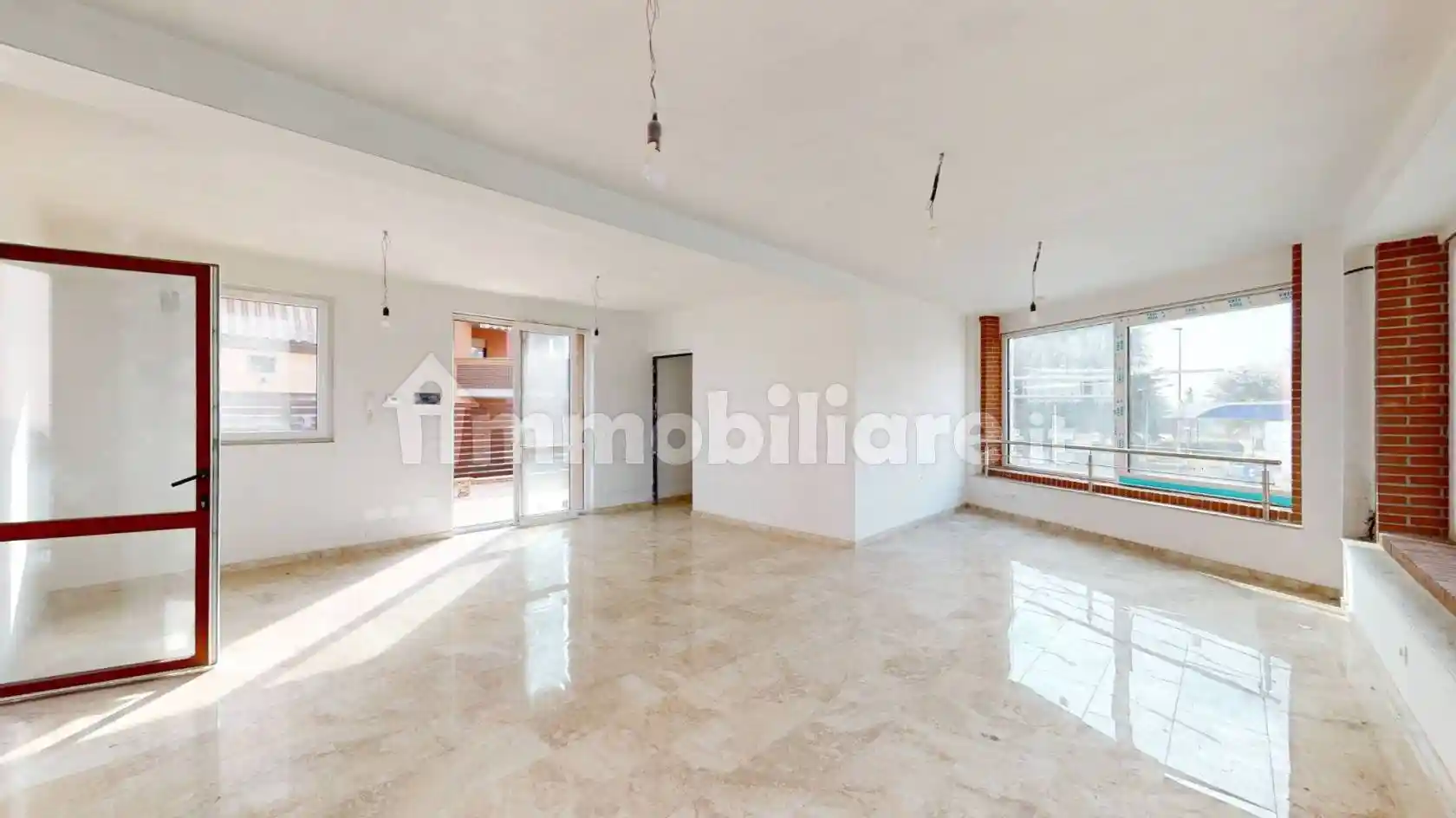 Palazzo - Edificio in Affitto - foto 5