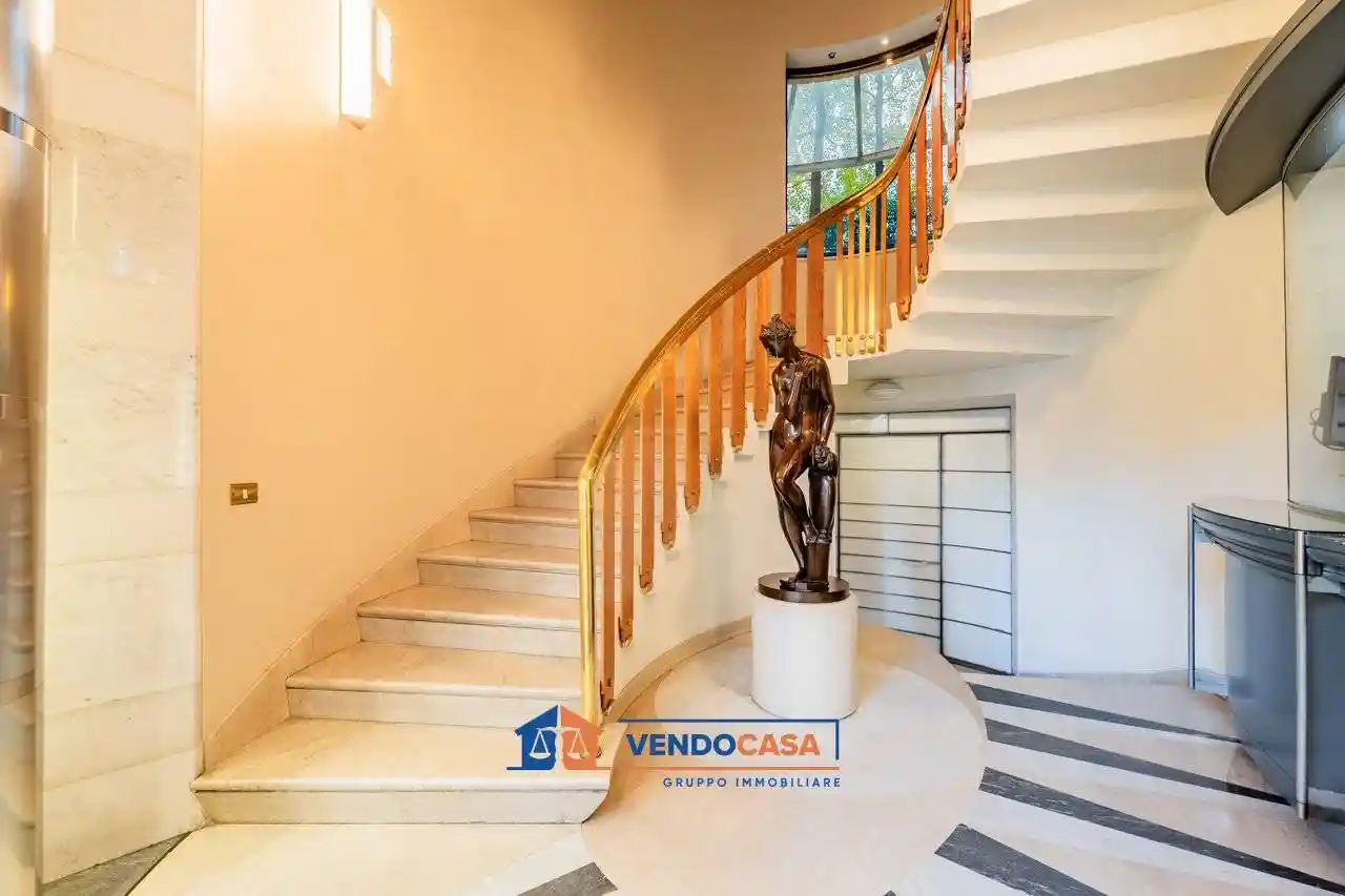 Quadrilocale via Pietro Verri 8, San Babila, Milano - foto 3