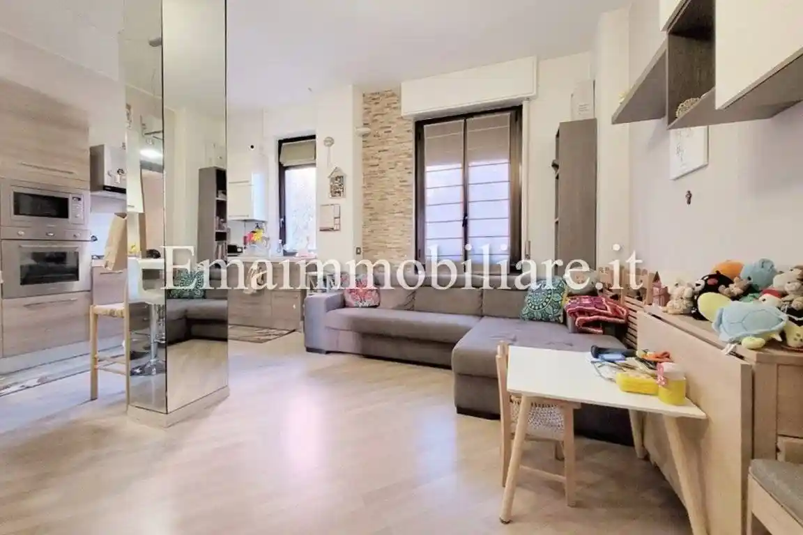 Trilocale via Luigi Biraghi 25, Istria, Milano - foto 3