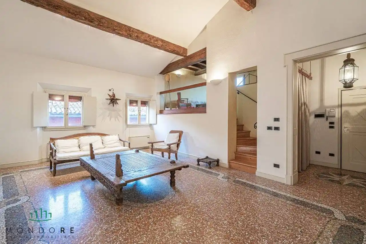 Appartamento via Castiglione, Santo Stefano, Bologna - foto 3