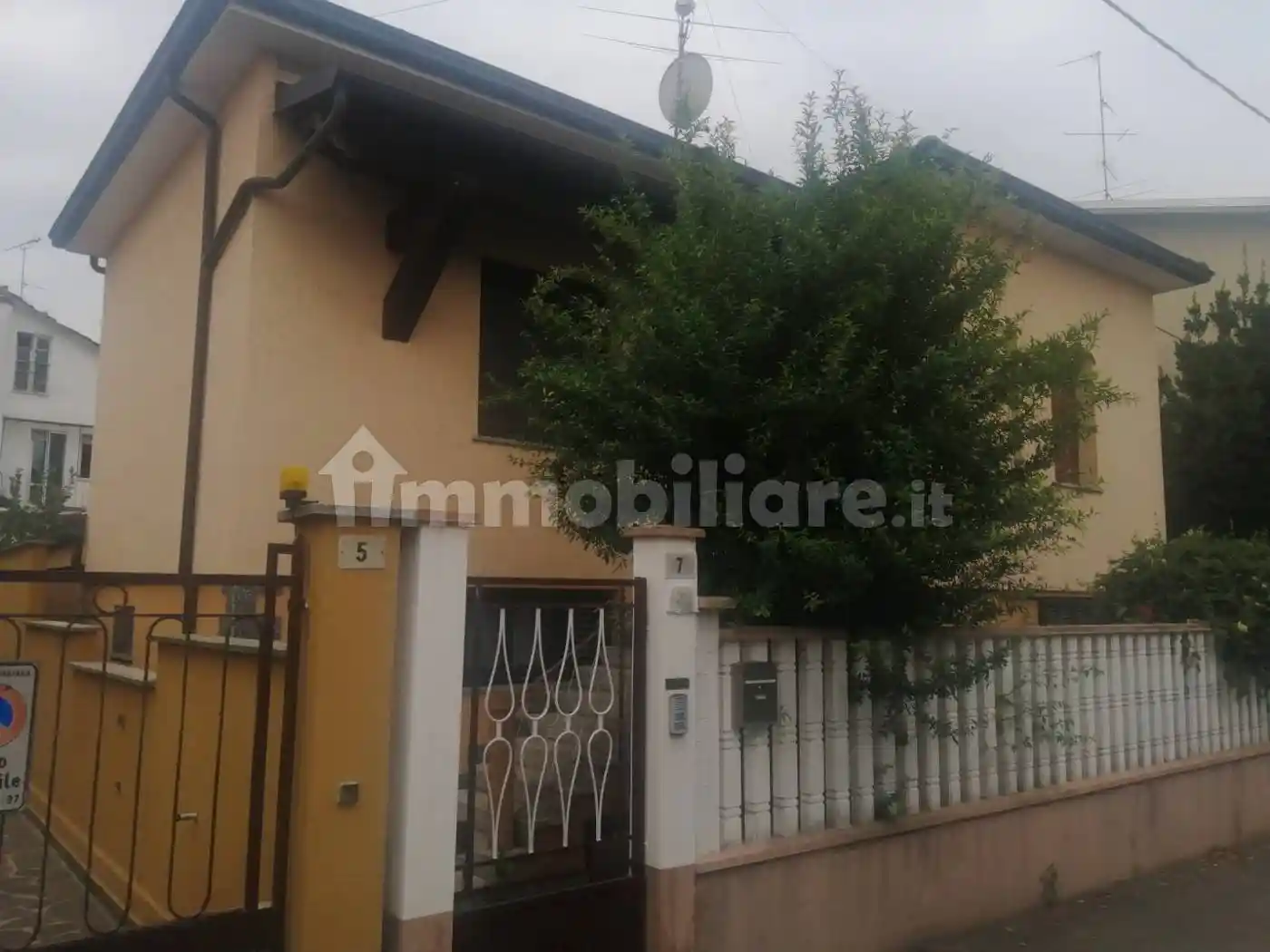 Villa in vendita a Mortara