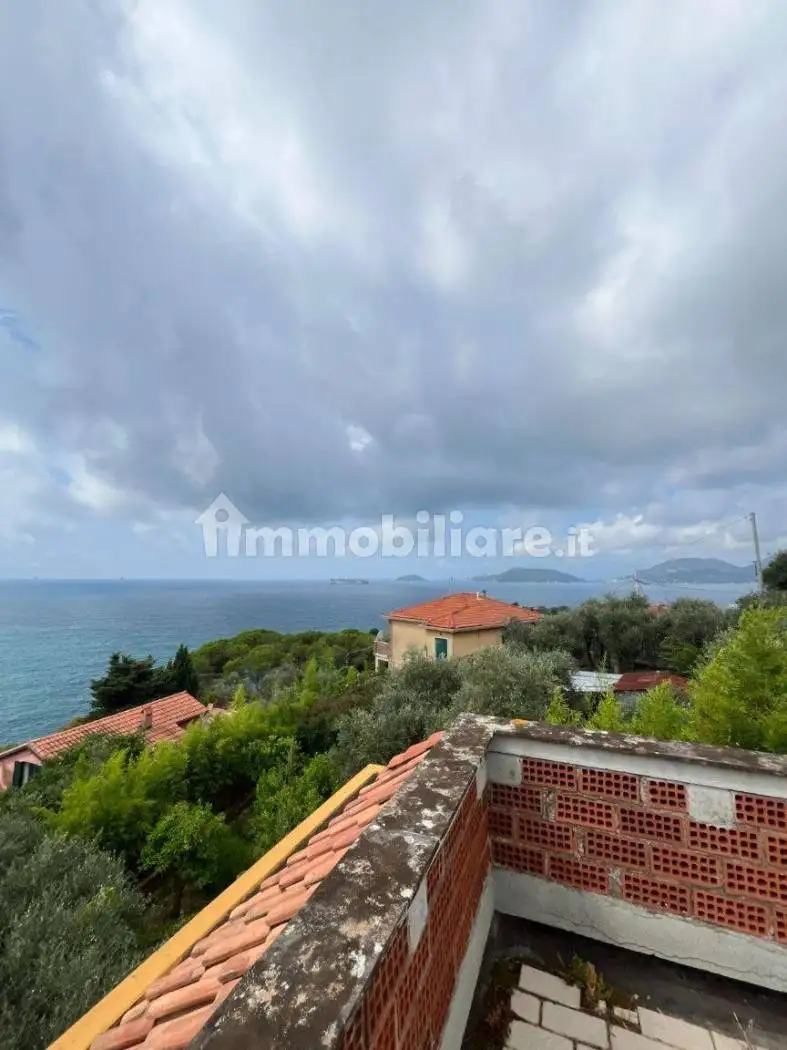 Villa in vendita a Lerici
