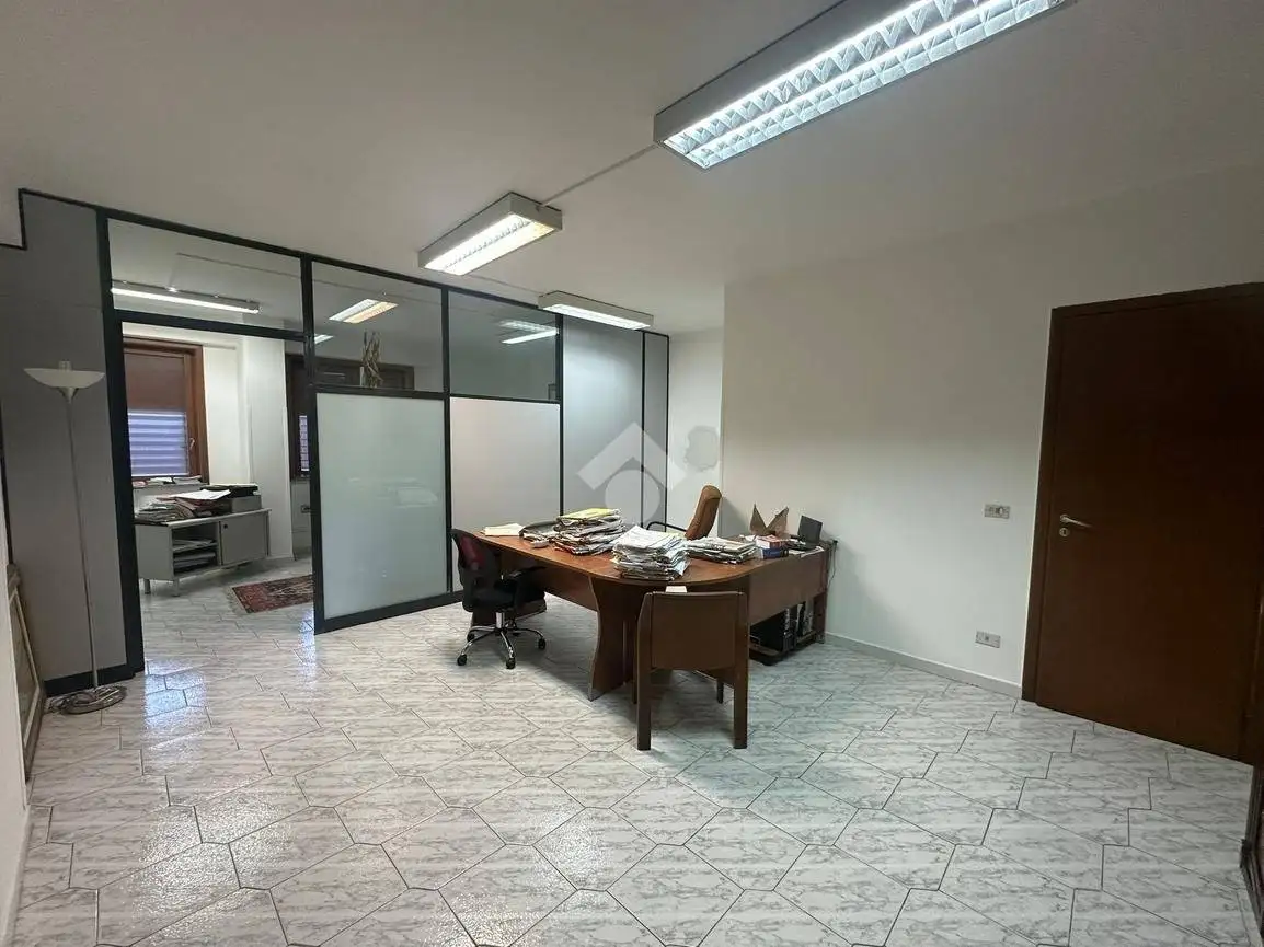 Bilocale via Cristoforo Colombo 22, Emanuele II, C. Colombo, Morelli e Silvati, Avellino - foto 5