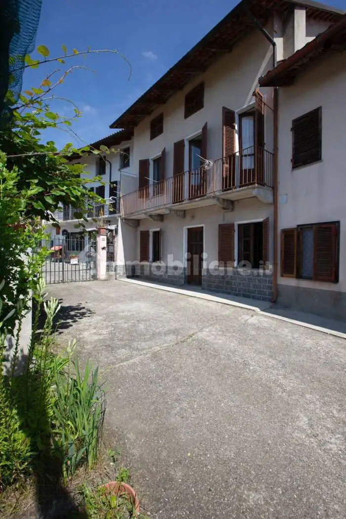 Villa in vendita a Castagneto Po