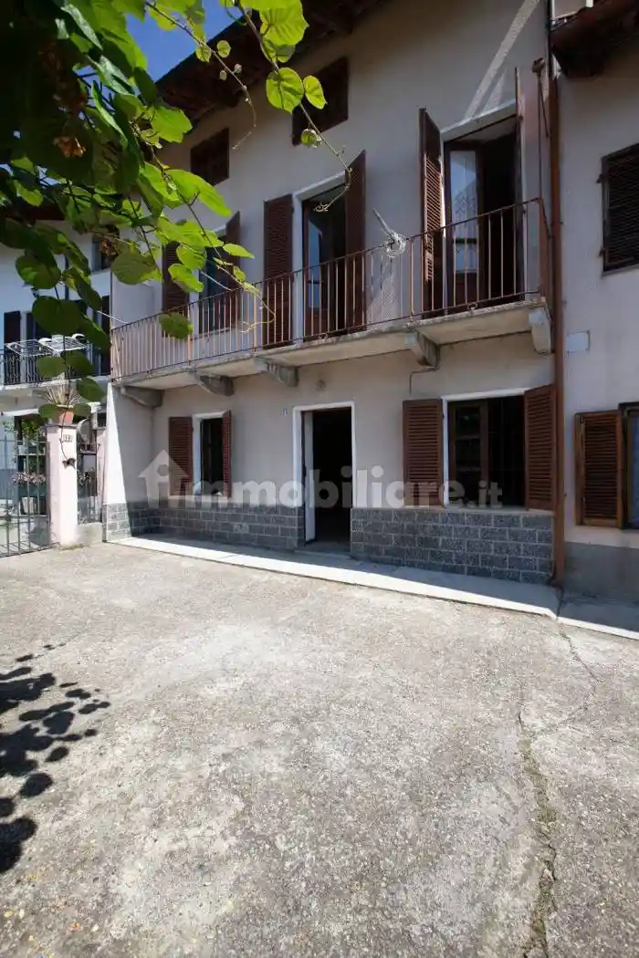 Villa unifamiliare Strada Serra 18, Centro, Castagneto Po - foto 3