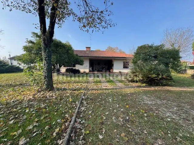 Villa in vendita a Basiliano