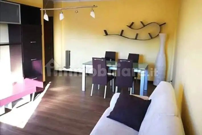 Appartamento in affitto a Novara