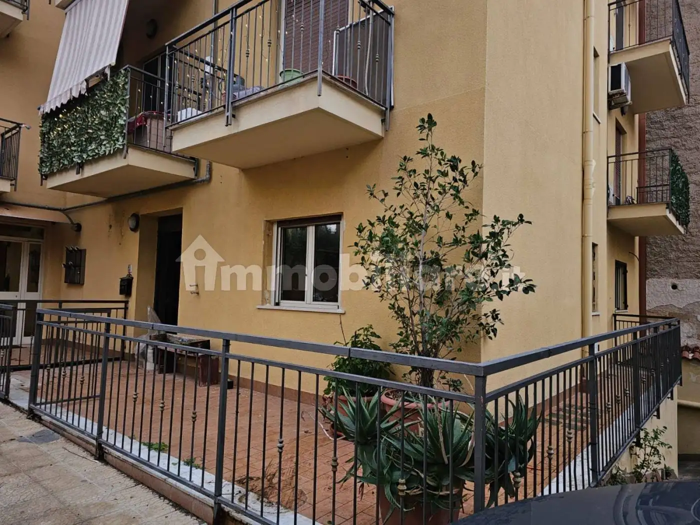 Appartamento in vendita a Palermo