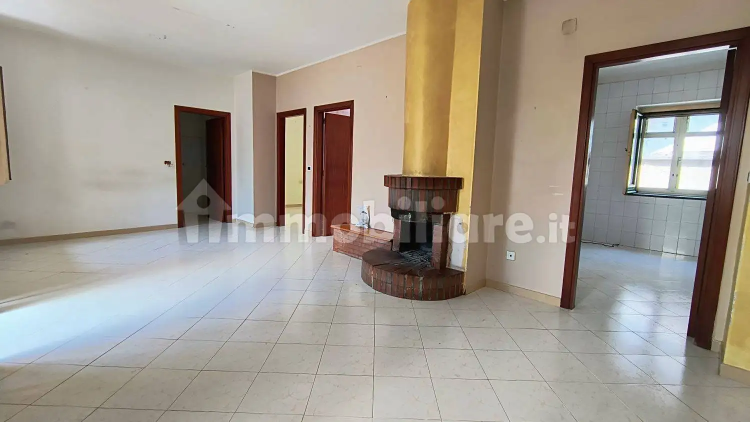 Appartamento in vendita a Giffoni Valle Piana