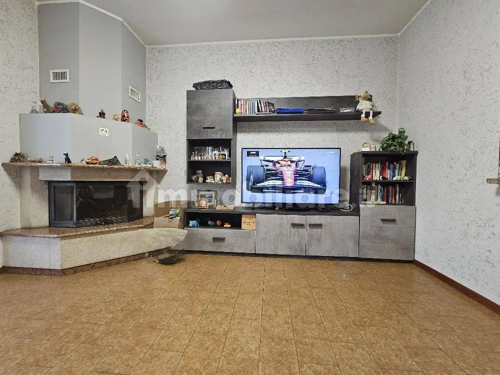 Quadrilocale via Ospedaletto, Centro, Almenno San Salvatore - foto 2