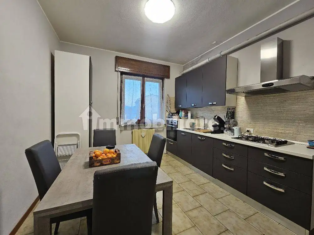 Quadrilocale via Ospedaletto, Centro, Almenno San Salvatore - foto 4