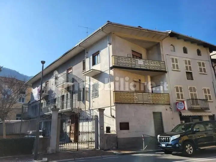 Quadrilocale corso Vercelli 70, Centro, Borgosesia - foto 2