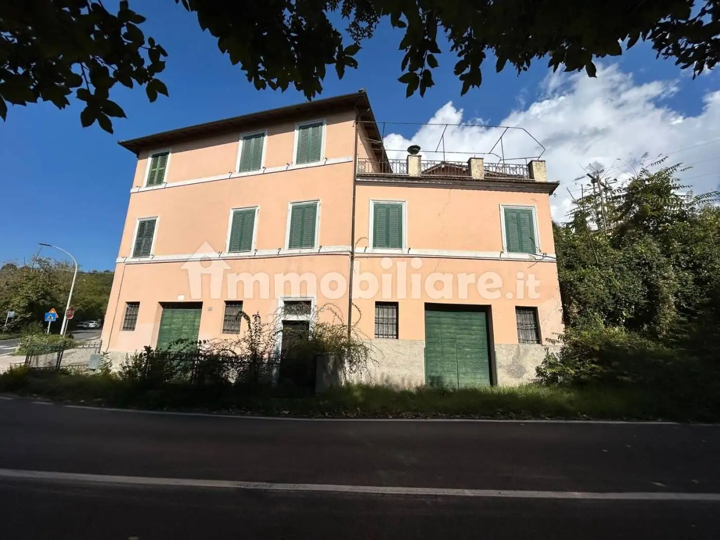 Rustico - Casale in vendita a Montopoli di Sabina