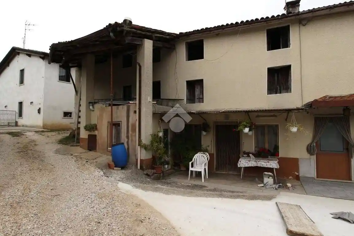 Casa colonica via Gerola 23, Chiampo - foto 3