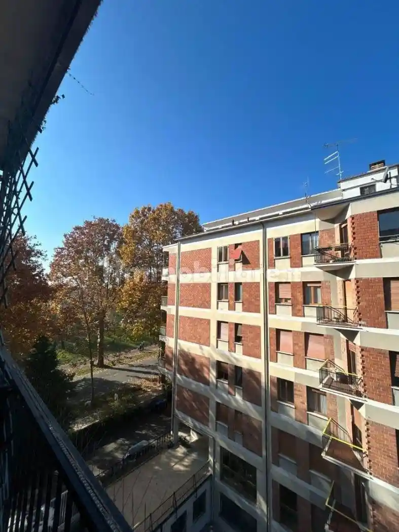 Appartamento in vendita a Piacenza