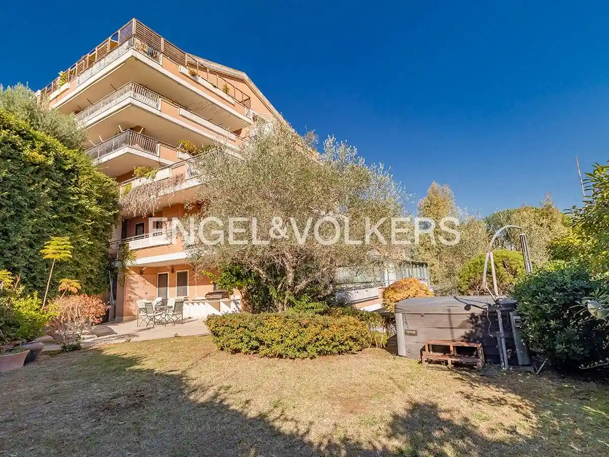 Appartamento in vendita a Roma