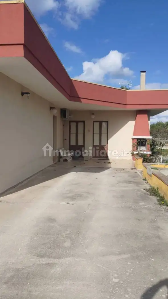 Villa in vendita a Cutrofiano