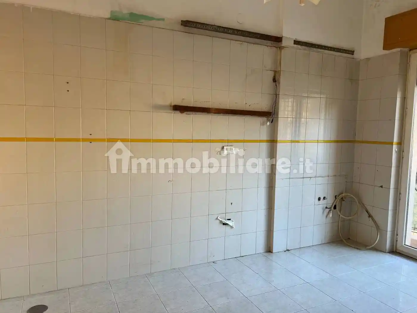 Trilocale via Lungocalore Manfredi di Svevia, Stazione Centrale, Benevento - foto 4