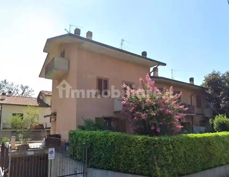Villetta a schiera - foto 2