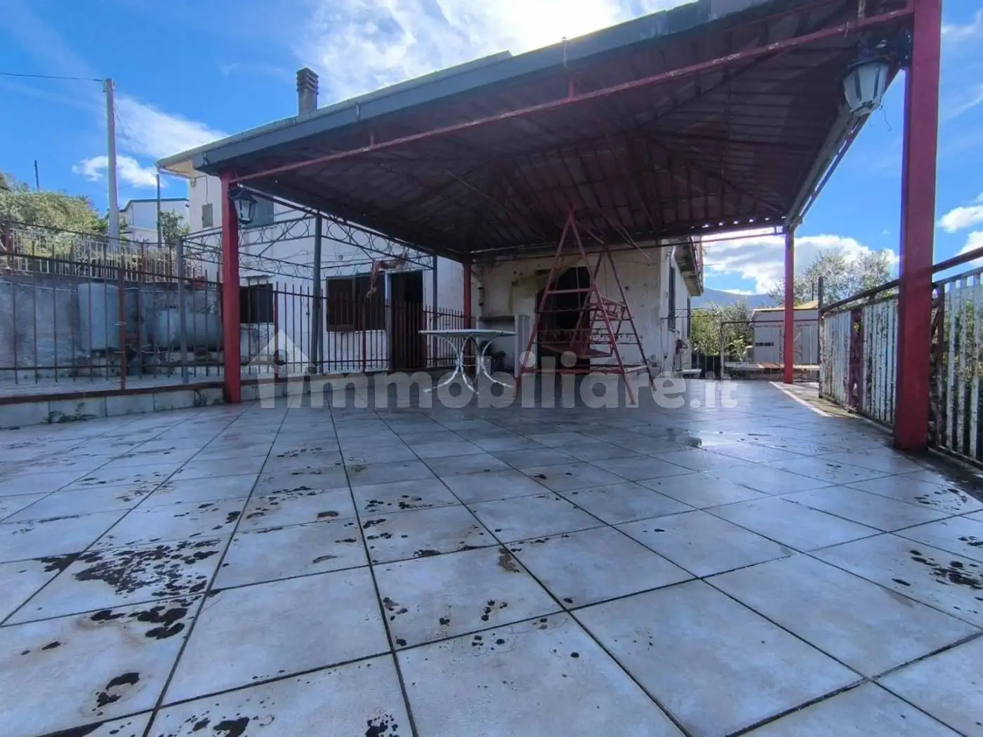 Appartamento in vendita a Laureana Cilento