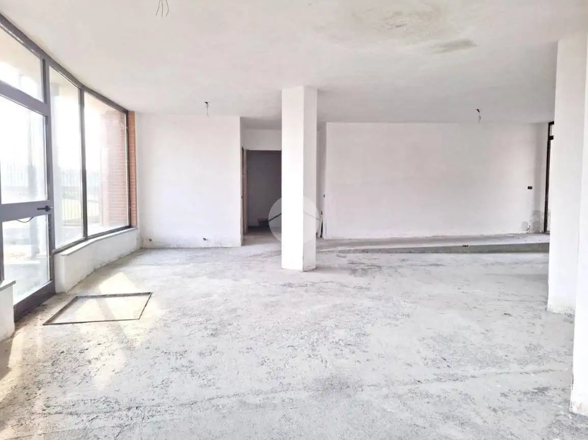 Appartamento in vendita a Voghera