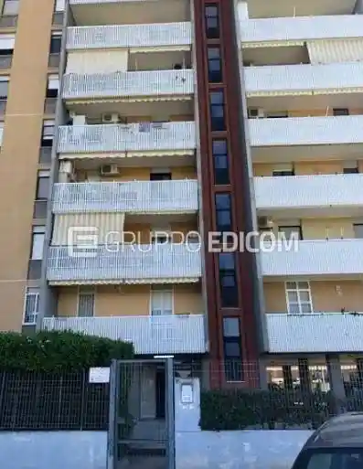 Trilocale via Raffaele Perrone 16, Loseto, Bari - foto 2