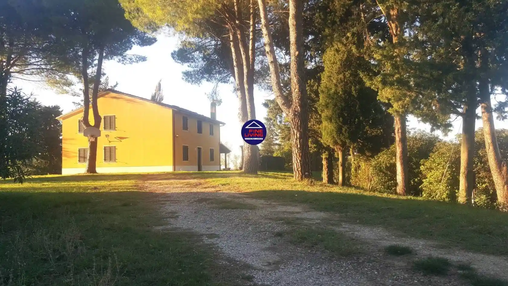 Rustico - Casale in vendita a Mombaroccio