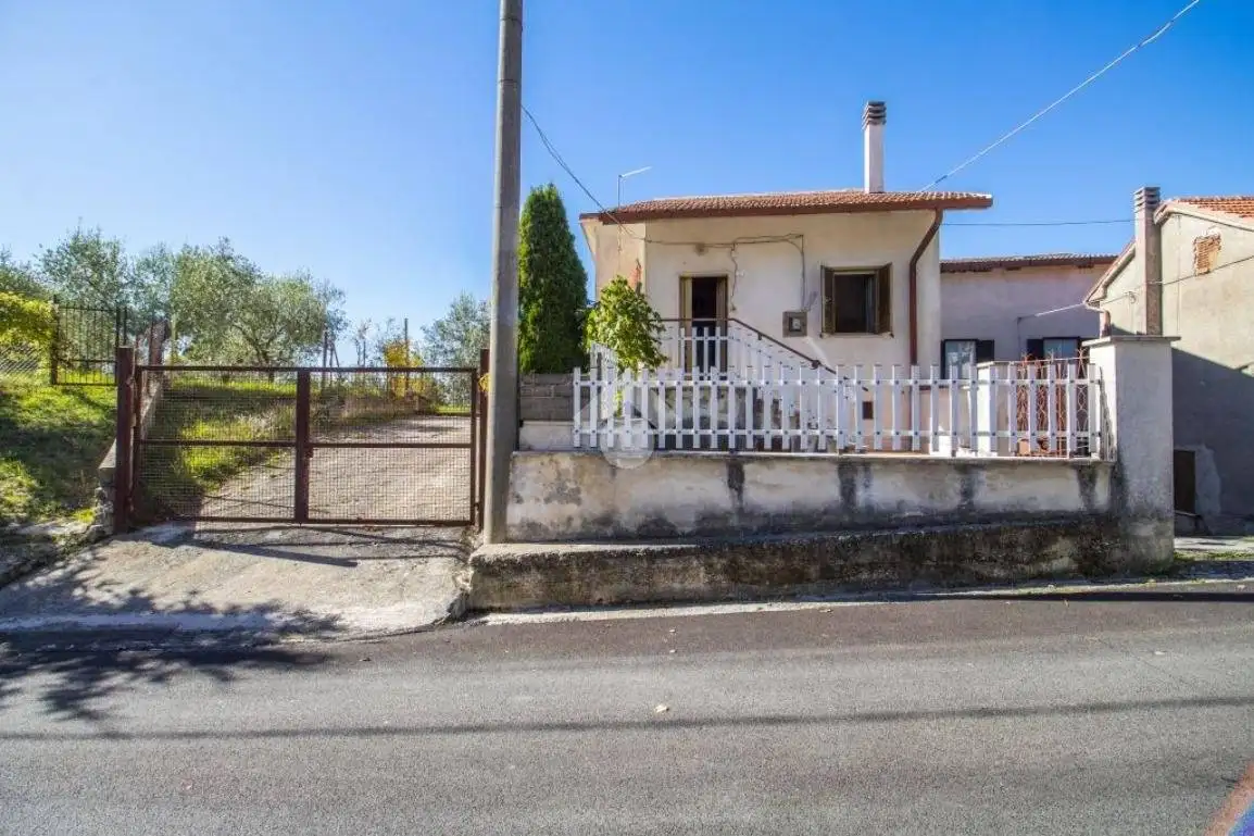 Casa indipendente in vendita a Cittaducale