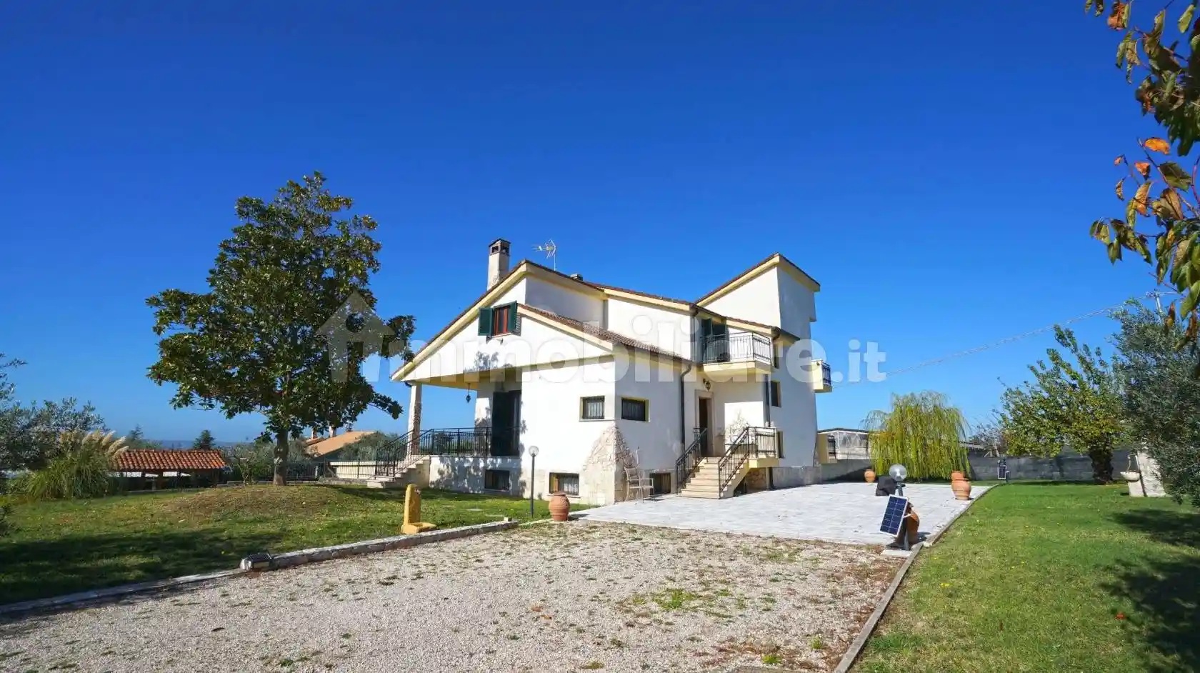 Villa in vendita a Fara in Sabina