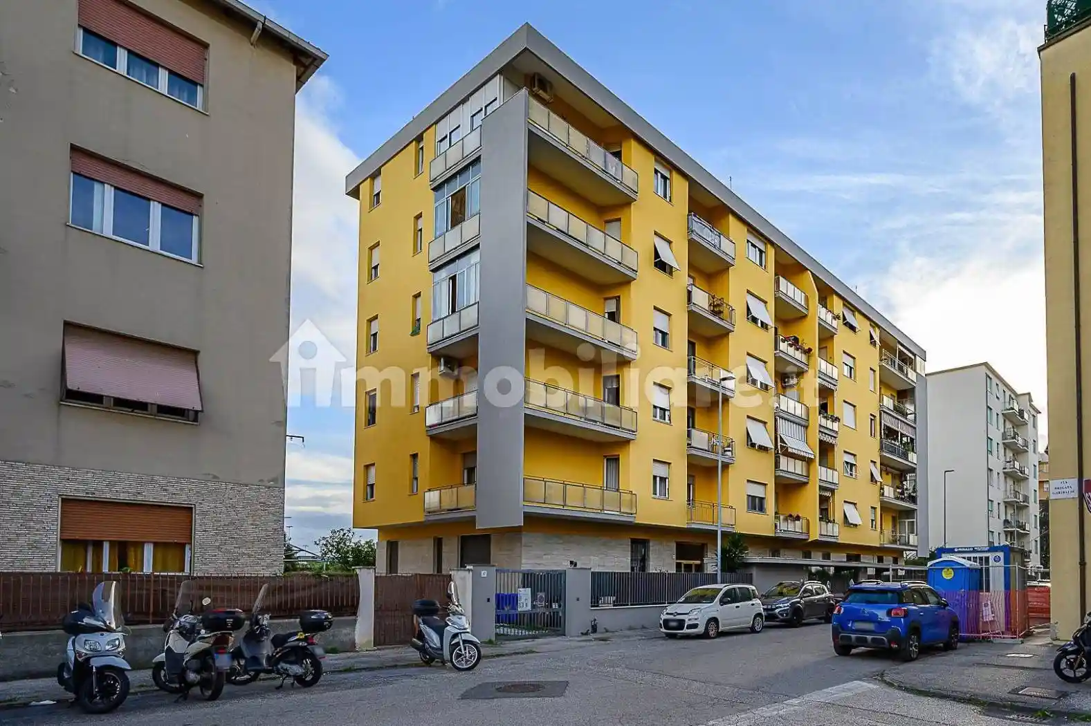 Appartamento in vendita a Livorno