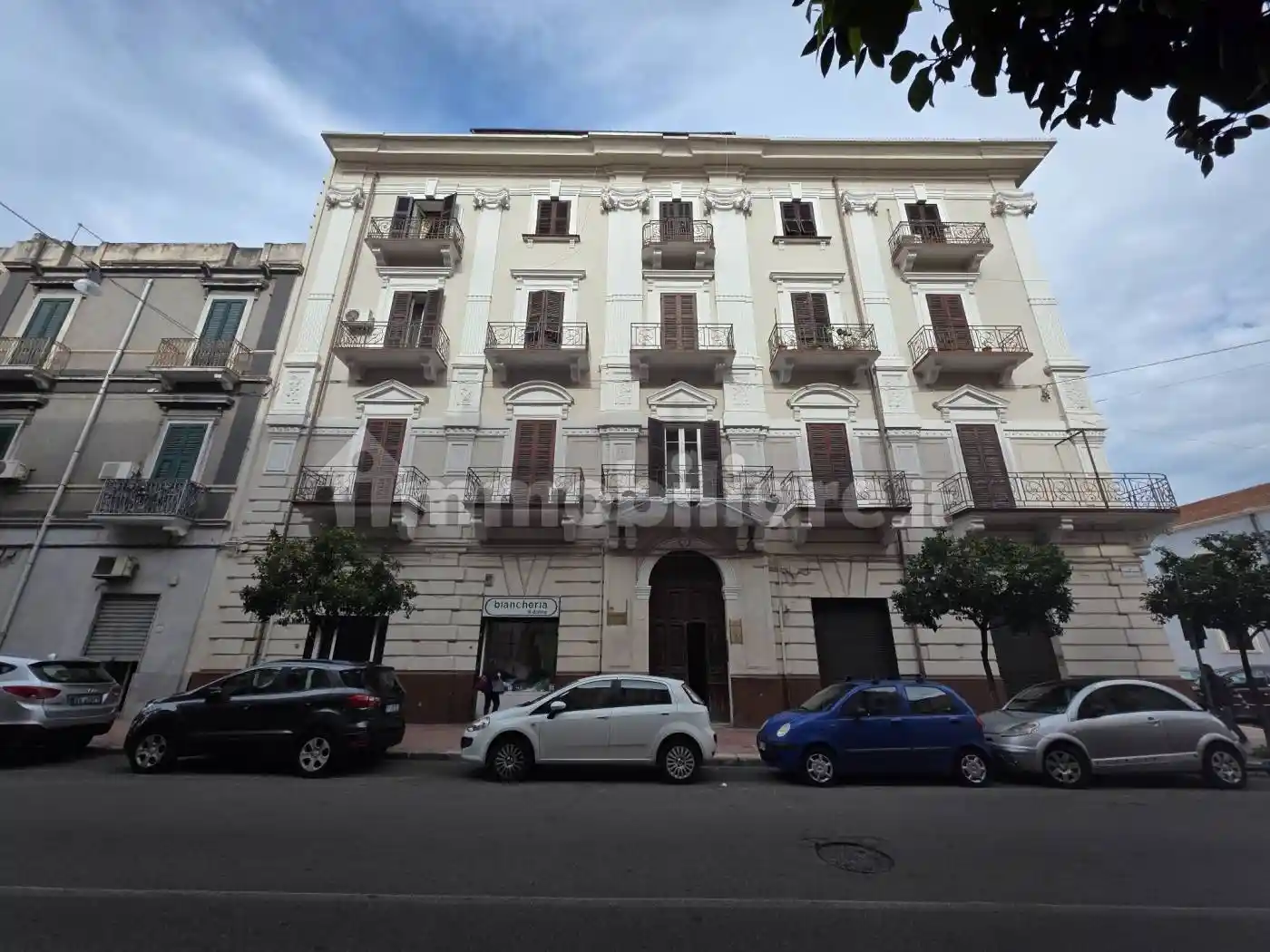 Palazzo - Edificio in vendita a Taranto