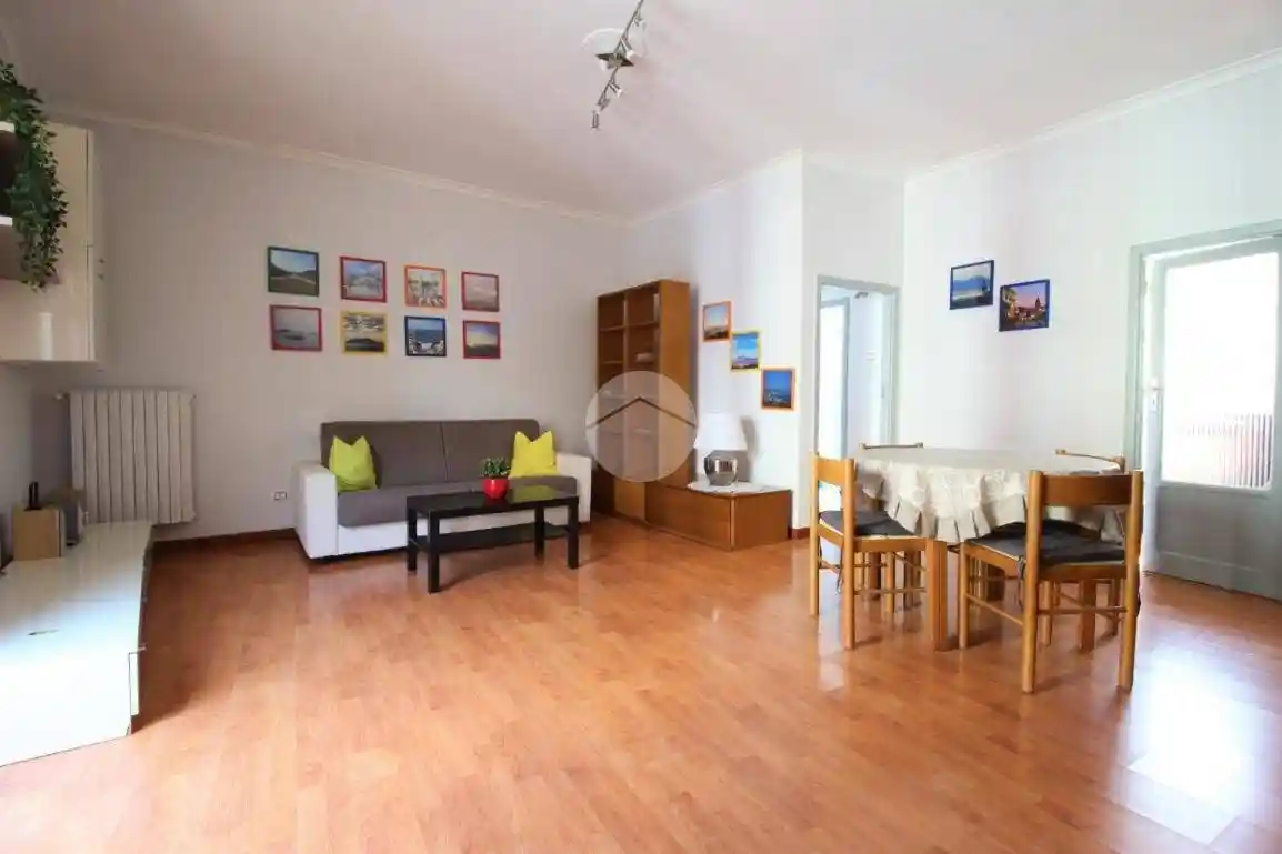 Trilocale via Gabriele Jannelli 17, Pigna - Omodeo, Napoli - foto 2