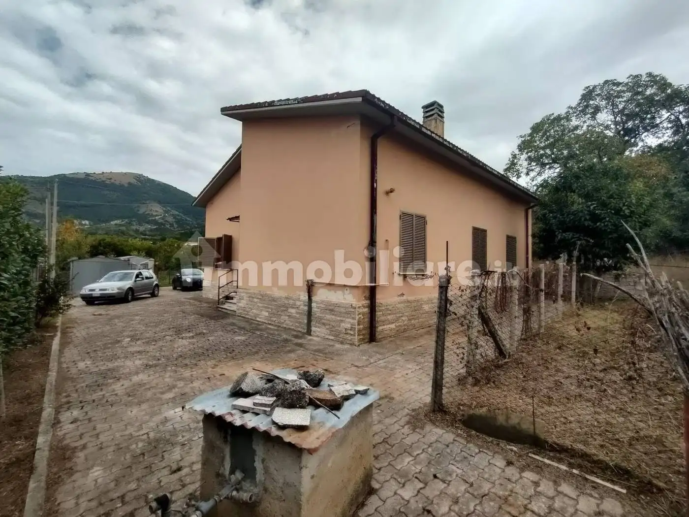 Villa in vendita a Pizzoli